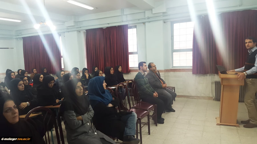 برگزاری کارگاه سرمایه گذاری در بورس اوراق بهادار 3