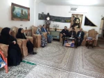 دیدار با خانواده شهدا و حضور در مزار شهدای گمنام با شرکت مسوولین و دانشجویان در هفته دفاه مقدس 2