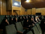 حضور دانشجویان در تئاتر یاس کبود در هفته دفاع مقدس در اداره ارشاد اسلامی 2