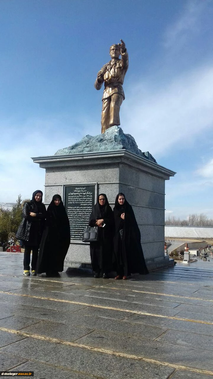 بازدید اعضای بسیج اساتید دانشگاه های ملایر به همراه  اساتید دانشکده فنی کوثر از نیروگاه  حرارتی شهید مفتح و باغ موزه دفاع مقدس همدان در روز پنج شنبه 9 اسفند 97 8
