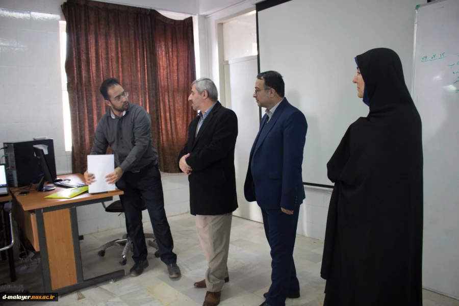 بازدید معاون محترم آموزشی دانشگاه فنی از آموزشکده فنی  و حرفه ای دختران ملایر 4