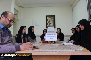 برگزاری جلسه ستاد دهه فجر در آموزشکده فنی و حرفه ای دختران ملایر