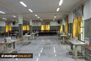 دوخت و آماده سازی ماسک سه لایه آنتی اکتریال در آموزشکده فنی و حرفه ای دختران (کوثر) ملایر 3