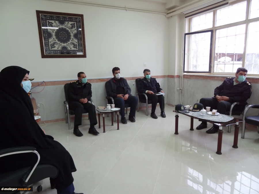 دیدار فرمانده نیروی انتظامی با رئیس آموزشکده فنی دختران ملایر 3