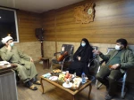 دیدارسرکار خانم دکتر سیف ریاست آموزشکده دختران با حجت الاسلام آزادی خواه نماینده مردم ملایر در روز وحدت حوزه و دانشگاه  3
