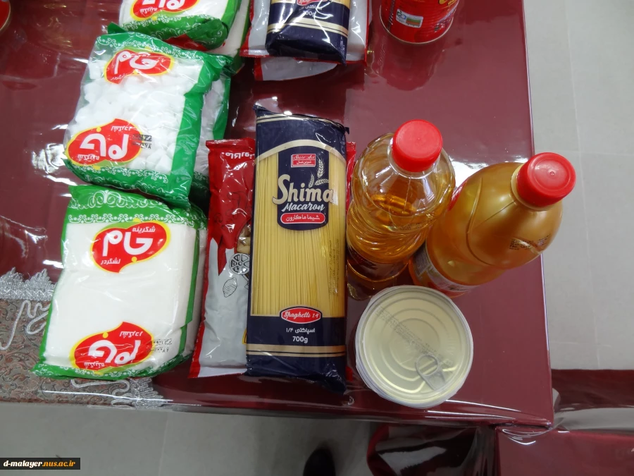 برگزاری رزمایش طرح مومنانه برای بارسوم، توسط کارکنان و اساتید آموزشکده فنی و حرفه ای دختران ملایر در ماه مبارک رمضان 3