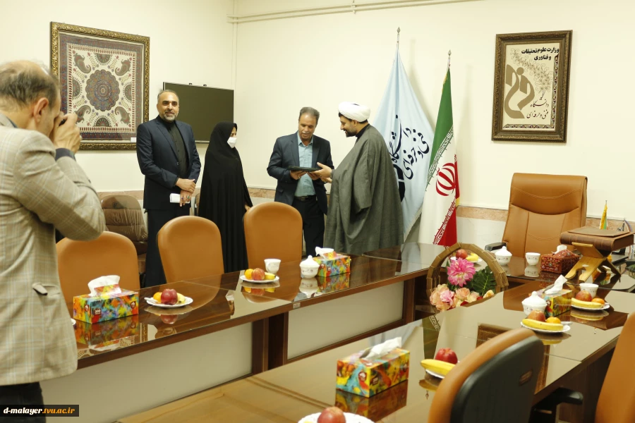 تجلیل از ایثارگران 5
