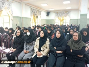 جلسه توجیهی دانشجویان جدیدالورود 9